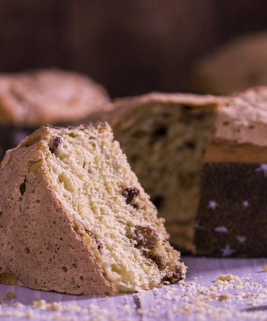 MISTURA EM PASTA PARA PANETONES E COLOMBA PASCAL.